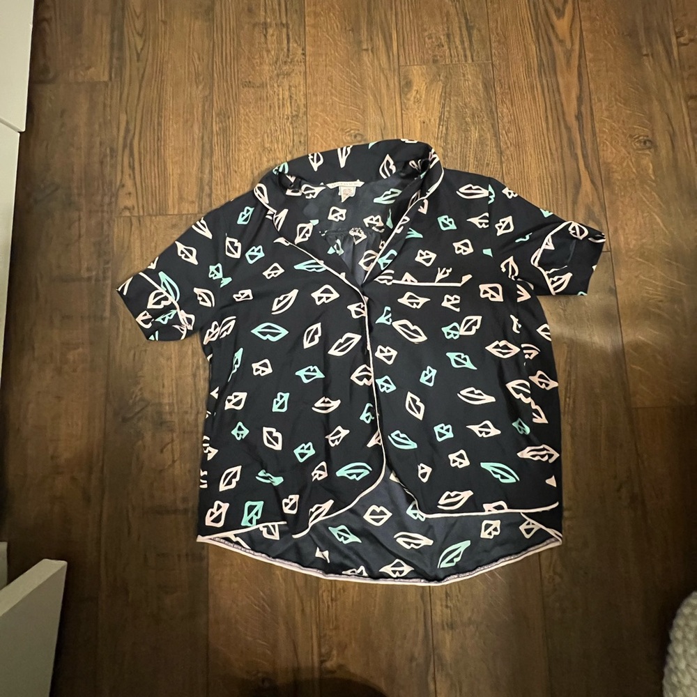Victoria secret sleep shirt